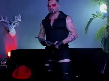 Chaturbate Free Porn Cam of dennis_cox_