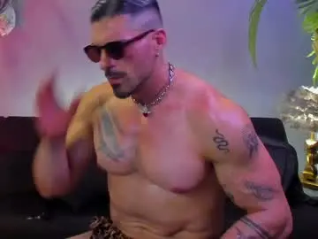 Chaturbate Live Sex of dennis_cox_