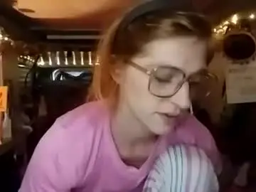 Chaturbate Best live sex cam show of lesleygumgrass