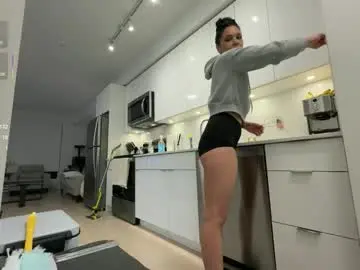 Chaturbate Live Sex Cam of nattywithoutdaddy