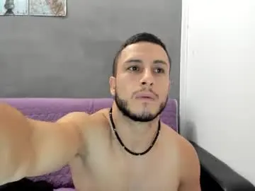 Chaturbate Watch Live Sex Cams of noah_happy07
