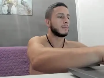 Chaturbate Adult Video Chat of noah_happy07