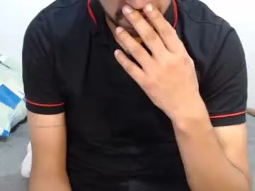 Chaturbate Live Sex of adrian_falcon