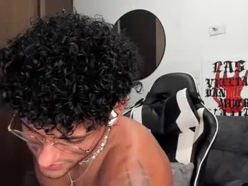 Chaturbate Adult Webcam of alessandro_vanni