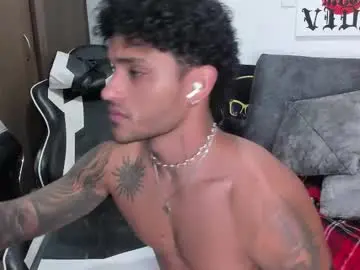 Chaturbate Free Live Porn of alessandro_vanni