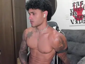 Chaturbate Best live sex cam show of alessandro_vanni