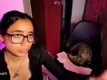 Chaturbate Adult Video Chat of ave_fenix69