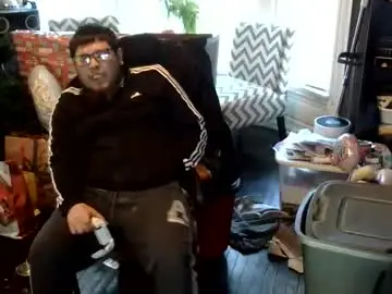 Chaturbate Live Sex Cam of oflores77