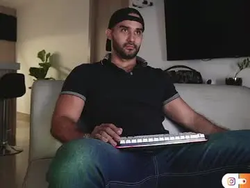 Chaturbate Adult Webcam of tarek_dan