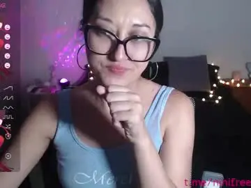 Chaturbate Live Sex Cam of ninimoon