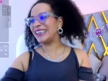 Chaturbate Sex Cam of cintia_holms