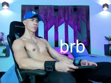 Chaturbate Nude Webcam of oliverthompson_01