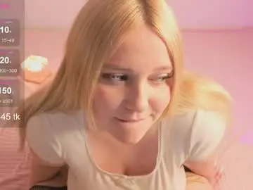 Chaturbate Sex Cam of amazongirls