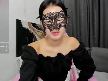 Chaturbate Live Sex Cam of helenblazetrt