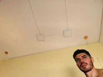 Chaturbate Watch Live Sex Cams of laraandaxel