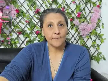 Chaturbate Adult Video Chat of merlyna_goldens