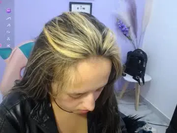 Chaturbate Watch Live Sex Cams of natalia_martinez18