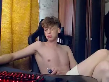 Chaturbate Best live sex cam show of shyredstar