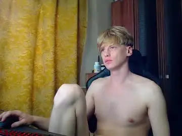 Chaturbate Watch Live Sex Cams of shyredstar