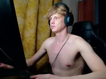 Chaturbate Sex Cam of shyredstar