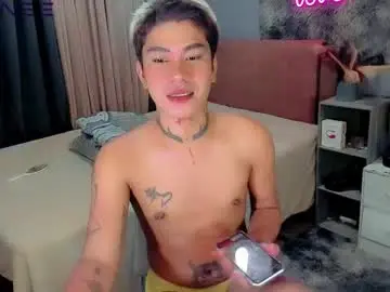 Chaturbate Nude Webcam of asian_cumsawyer