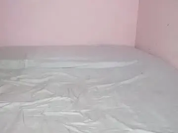 Chaturbate Live Sex Cam of treesomecouple