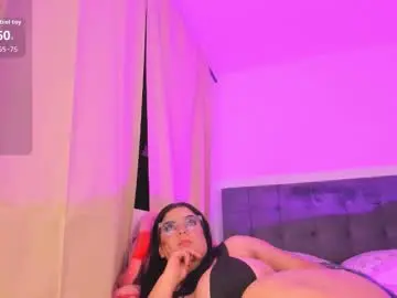 Chaturbate Adult Webcams of kylie2211