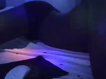 Chaturbate Free Porn Cam of lunalove22_