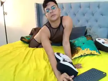Chaturbate Live Sex Cam of stewart_mateo_