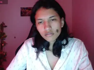 Chaturbate Free Porn Cam of pau_heart