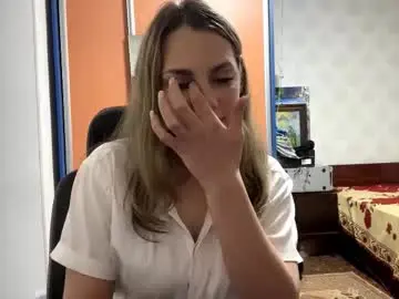 Chaturbate Live Sex Cam of pricillahoinacki