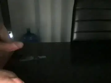 Chaturbate Sex Cam of bigggbulge