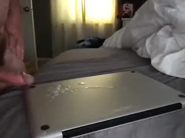 Chaturbate Nude Webcam of bigggbulge