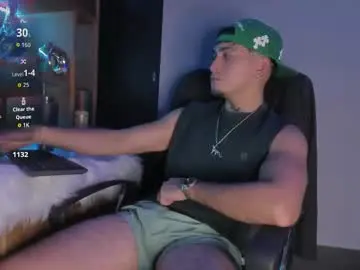 Chaturbate Adult Video Chat of gael_williams4