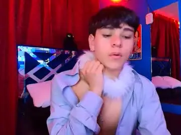 Chaturbate Live Porn of luke_howland