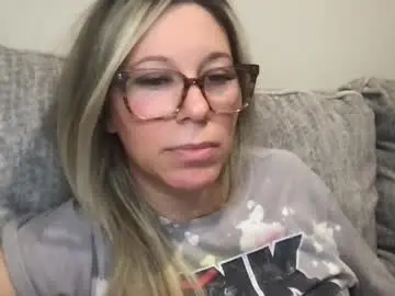 Chaturbate Adult Video Chat of texas_blonde