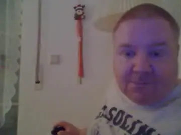 Chaturbate Nude Webcam of chubby_david