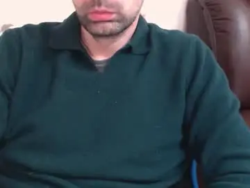 Chaturbate Live Sex Cam of gianni_lion