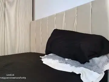 Chaturbate Best live sex cam show of sweetsarafoxxx