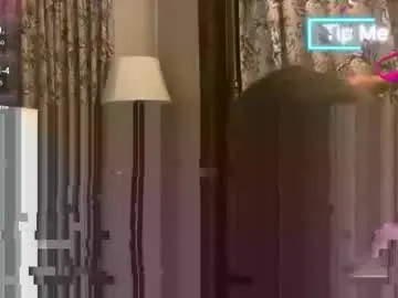 Chaturbate Live Sex Cam of tsfoxx