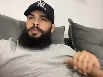 Chaturbate Live Porn of beardmax