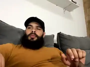 Chaturbate Live Sex Cam of beardmax