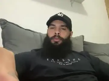 Chaturbate Live Porn of beardmax