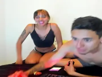 Chaturbate Adult Webcams of cloe_and_taylor