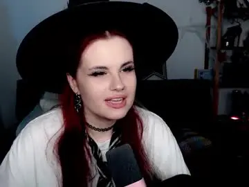 Chaturbate Best live sex cam show of dellacrush_