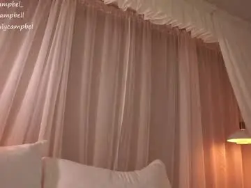 Chaturbate Live Sex Cam of emiilycampbell