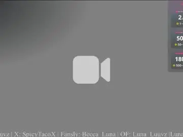 Chaturbate Live Sex Cam of luna_luuvz