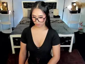 Chaturbate Adult Video Chat of naughtytrans_huntress