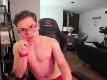 Chaturbate Sex Cam of naugthy_alex