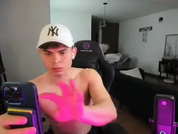 Chaturbate Best Webcam of naugthy_alex